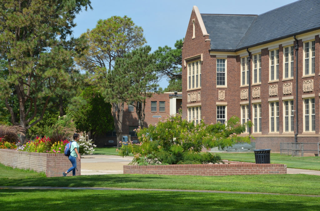 EASTERN NEW MEXICO UNIVERSITY BOARD OF REGENTS MEETING - The Roosevelt ...