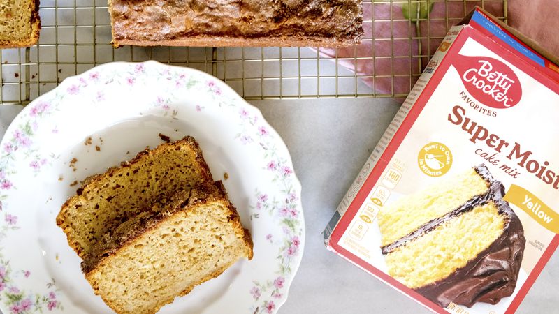 Cake Mix Apple Butter Bread - The Roosevelt Review